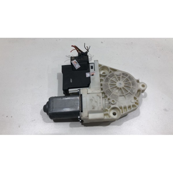 Motor Vidro Elétrico Dianteiro Direito Vw Jetta 2011 A 2016 Motor Vidro Elétrico Dianteiro Direito Vw Jetta 2011 A 2016
