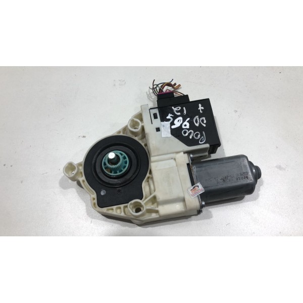 Motor Vidro Elétrico Dianteiro Direito Vw Jetta 2011 A 2016 Motor Vidro Elétrico Dianteiro Direito Vw Jetta 2011 A 2016