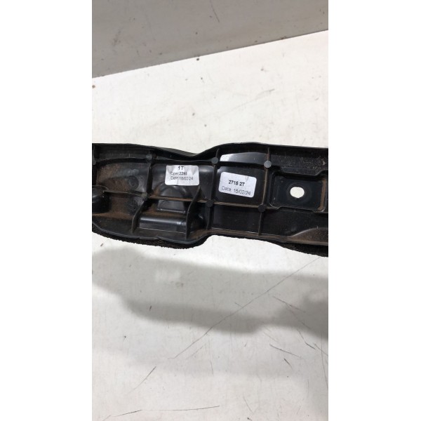 Acabamento Interno Paralama Esquerdo Corolla Hybrid 2021/24 Preto Acabamento Interno Paralama Esquerdo Corolla Hybrid 2021/24 Preto