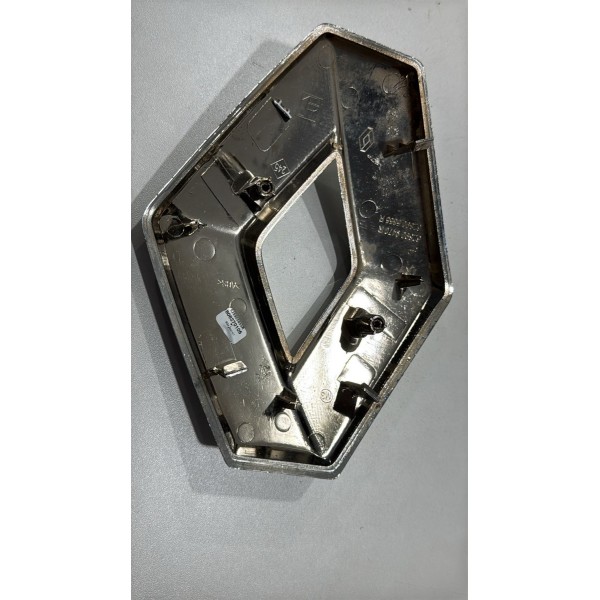Emblema Grade Renault Captur 2018 Á 2023 628909470r Orig Preto Emblema Grade Renault Captur 2018 Á 2023 628909470r Orig Preto