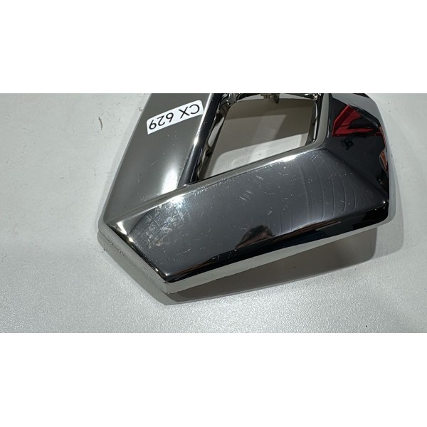 Emblema Grade Renault Captur 2018 Á 2023 628909470r Orig Preto Emblema Grade Renault Captur 2018 Á 2023 628909470r Orig Preto