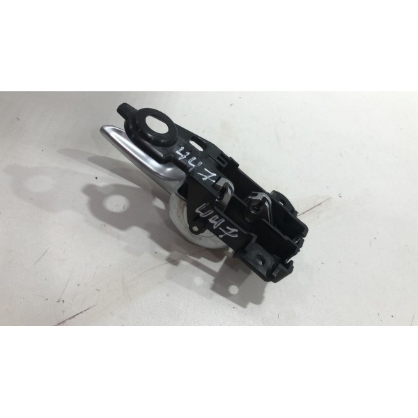 Maçaneta Interna Direita Fiat Toro 2016 Á 2021 Original Dianteira/traseira Maçaneta Interna Direita Fiat Toro 2016 Á 2021 Original Dianteira/traseira