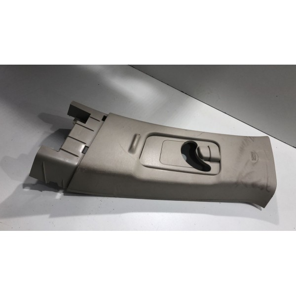 Acabamento Coluna Central Esquerda Outlander Gt 2014/2015 Acabamento Coluna Central Esquerda Outlander Gt 2014/2015