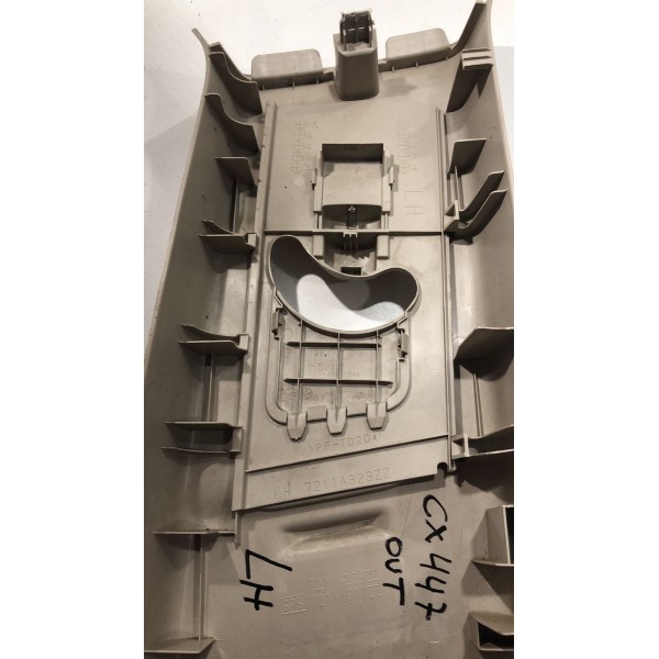 Acabamento Coluna Central Esquerda Outlander Gt 2014/2015 Acabamento Coluna Central Esquerda Outlander Gt 2014/2015