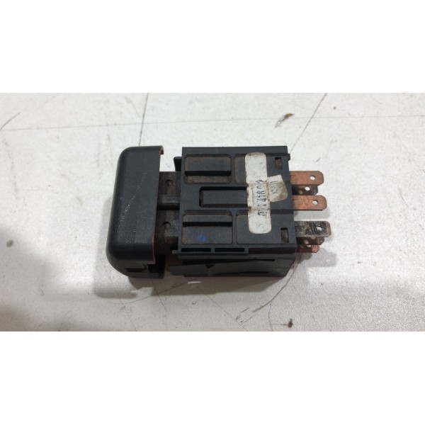 Botão Pisca Alerta Gm Zafira 2012 Original Preto Botão Pisca Alerta Gm Zafira 2012 Original Preto