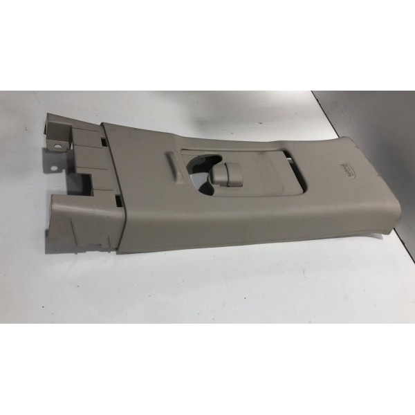 Acabamento Superi Direito Coluna Central Outlander 2014 2015 Acabamento Superi Direito Coluna Central Outlander 2014 2015