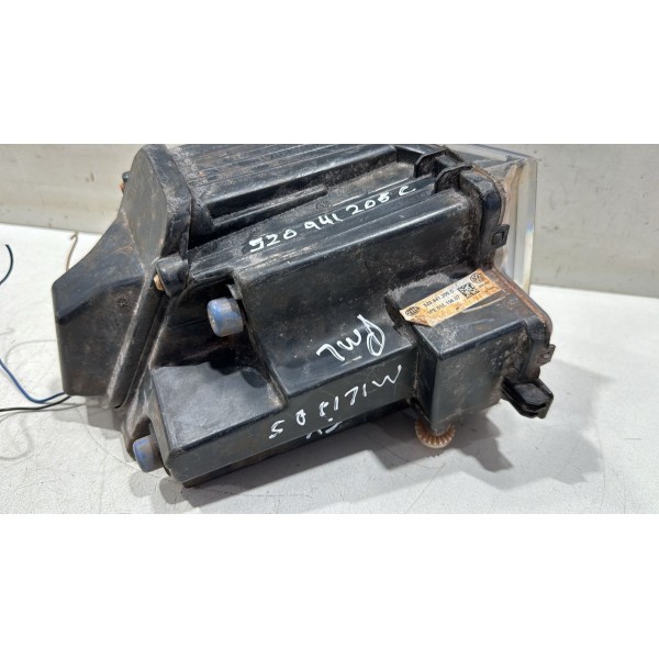 Farol Milha Cross-fox 2015 Á 2018 Esquerdo Avaria Farol Milha Cross-fox 2015 Á 2018 Esquerdo Avaria