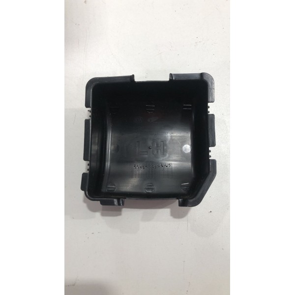 Capa Cinto Tampa Esquerda Kia Sportage 2012/2016 898973w000 Capa Cinto Tampa Esquerda Kia Sportage 2012/2016 898973w000