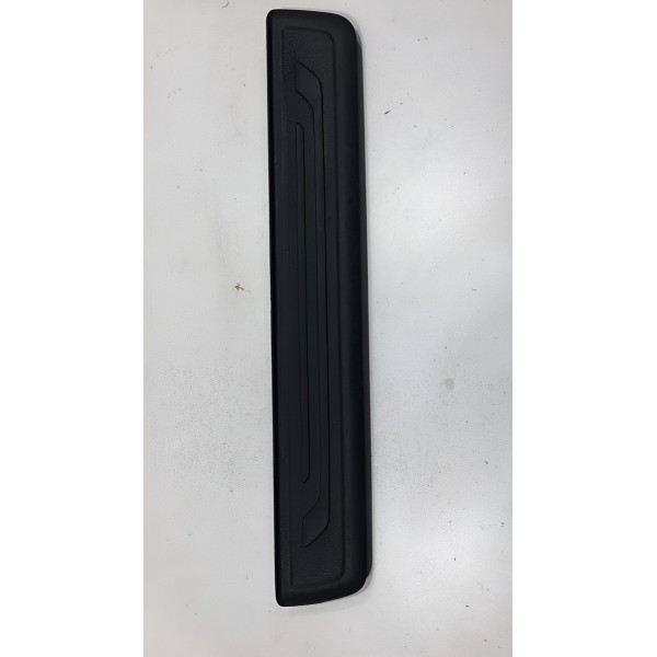 Soleira Dianteira Direita Kia Sportage 2011/2016 858833w000 Preto Soleira Dianteira Direita Kia Sportage 2011/2016 858833w000 Preto