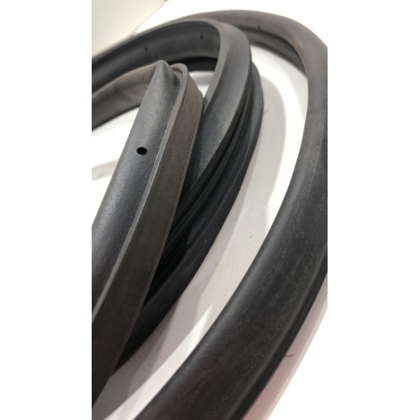 Borracha Porta Diant Direita Toyota Corolla 2020 2021 2023 Borracha Porta Diant Direita Toyota Corolla 2020 2021 2023