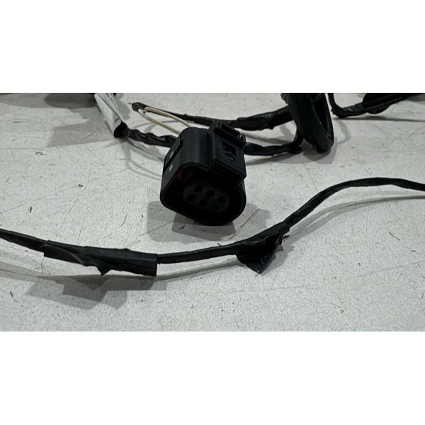 Chicote Porta Traseira Direit Amarok 2h7971694j Vidro Manual Chicote Porta Traseira Direit Amarok 2h7971694j Vidro Manual