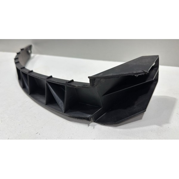 Guia Para-choque Direito Palio 1.8 8v 2010 Guia Para-choque Direito Palio 1.8 8v 2010