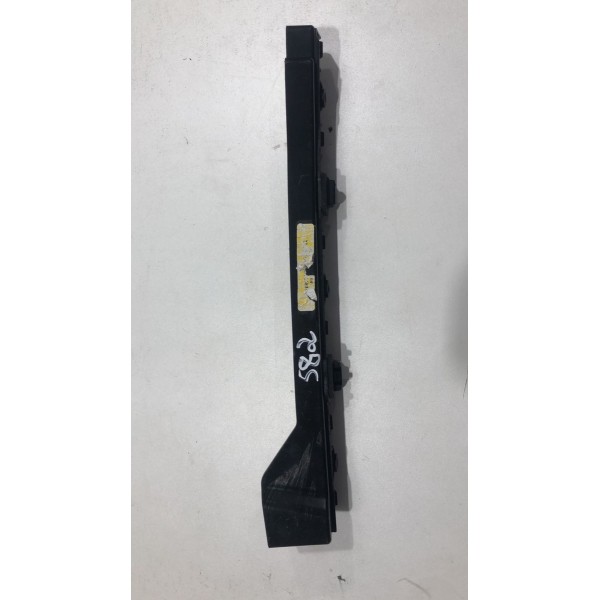 Guia Parachoque Traseiro Direito Jeep Commander 2022 Á 2025 Guia Parachoque Traseiro Direito Jeep Commander 2022 Á 2025