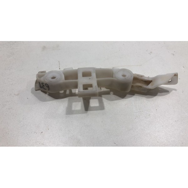 Guia Parachoque Lado Direito Volkswagen Saveiro 2015 Guia Parachoque Lado Direito Volkswagen Saveiro 2015