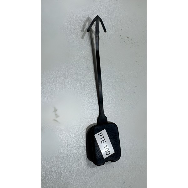 Tampa Reboque Parachoque Vw Amarok V6 2018 2019 Traseiro Preto Tampa Reboque Parachoque Vw Amarok V6 2018 2019 Traseiro Preto