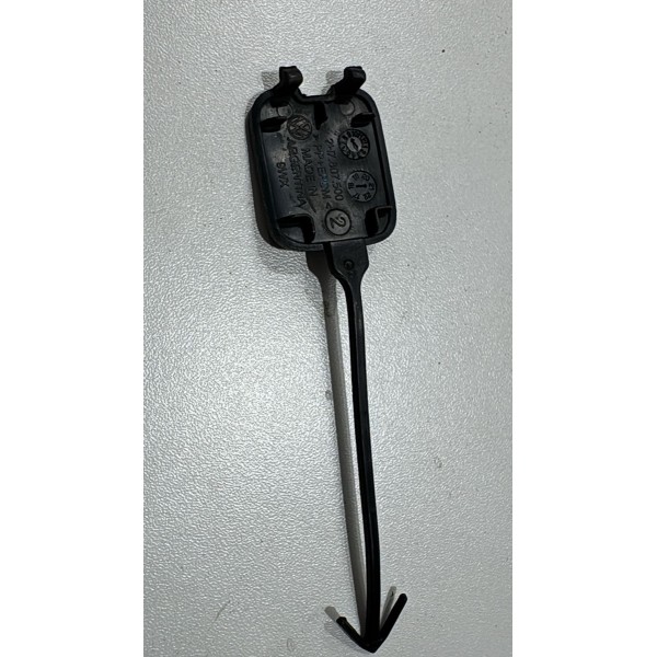 Tampa Reboque Parachoque Vw Amarok V6 2018 2019 Traseiro Preto Tampa Reboque Parachoque Vw Amarok V6 2018 2019 Traseiro Preto