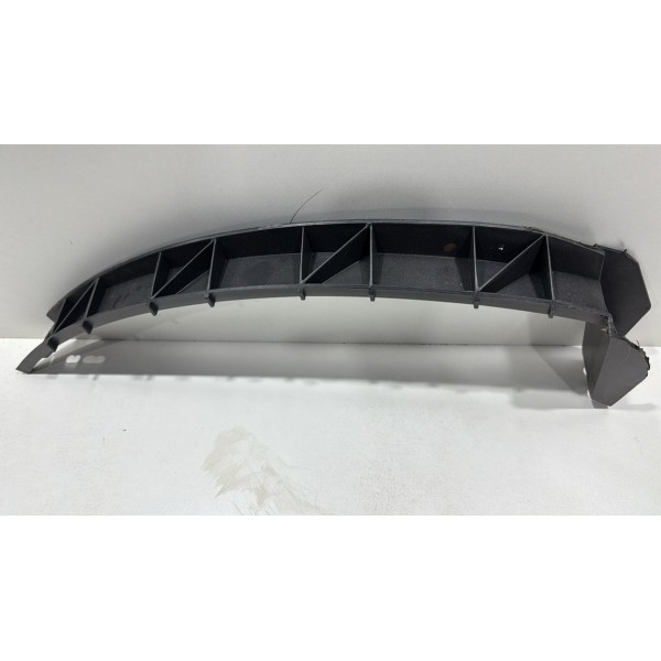 Guia Para-choque Esquerdo Palio 1.8 8v 2010 Guia Para-choque Esquerdo Palio 1.8 8v 2010