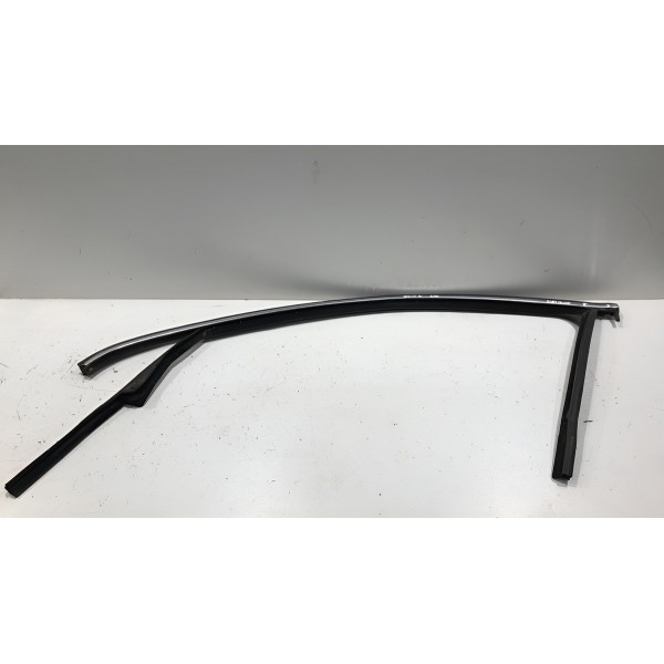 Borracha Guia Canaleta Porta Dianteira Esquerda Jetta 6 Á 10 Cromado