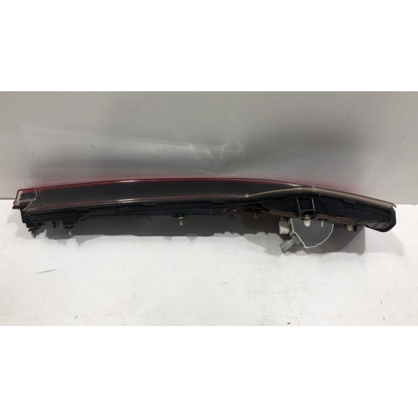 Lanterna Tampa Traseira Direita Honda Hrv 2024 2025 Led - Direito/passageiro - Vermelho