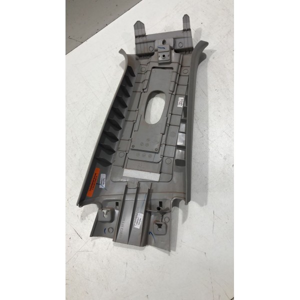 Moldura Coluna Esquerdo Fiat Toro 2017 2018 2019 53226625 - Bege