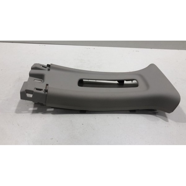 Moldura Superior Coluna Central Direito Honda Hrv 2022 23 24