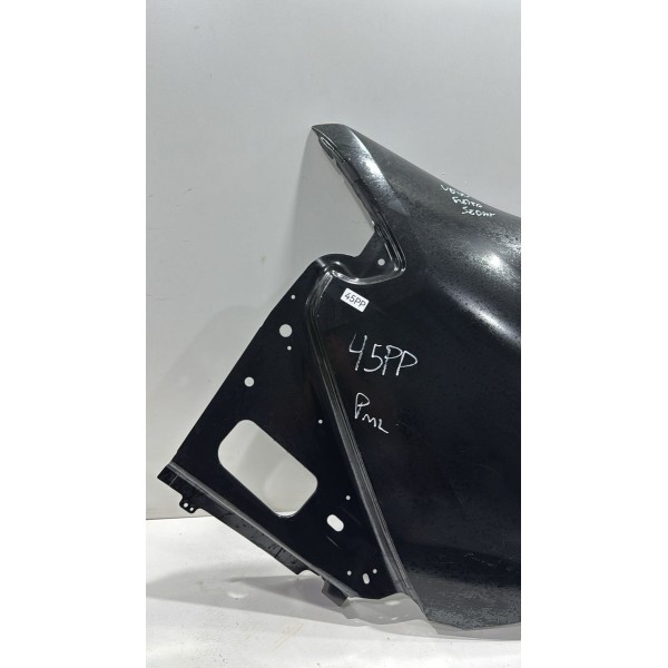 Retalho Lateral Direito New Fiesta Sedan 13/24 G2bz5427840a Preto
