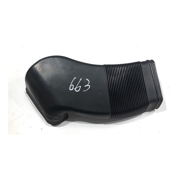 Duto Entrada De Ar Motor Audi A4 1995 A 1999 8d0129617e