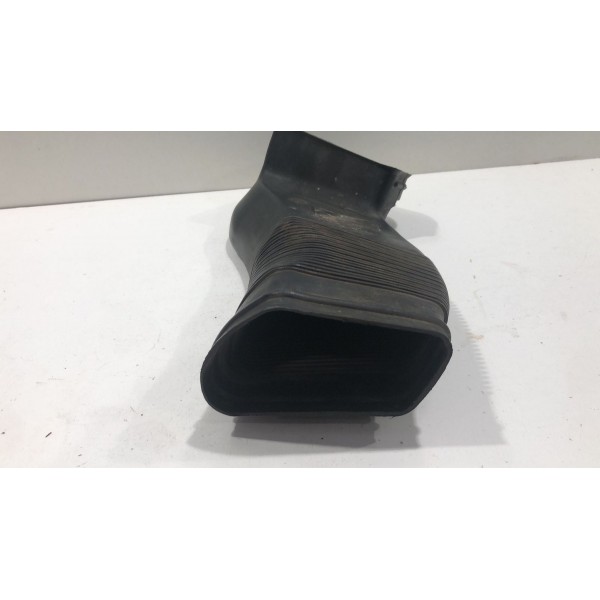 Duto Entrada De Ar Motor Audi A4 1995 A 1999 8d0129617e