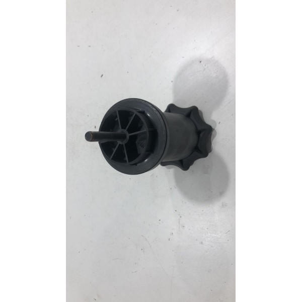 Parafuso De Fixação Do Estepe Audi A4 1995 Á 1999 8d0803899b