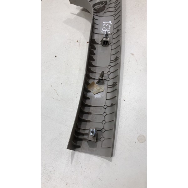 Acabamento Coluna Dianteira Esquerda Gm Sonic 2011 2014
