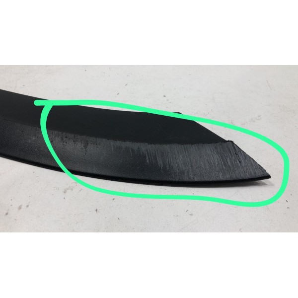 Aplique Paralama Roda Traseira Direita Taos 22/25 Original