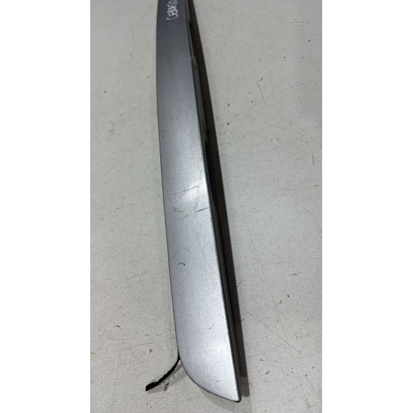 Moldura Porta Mala Kia Cerato Ano 2010 Usado Original