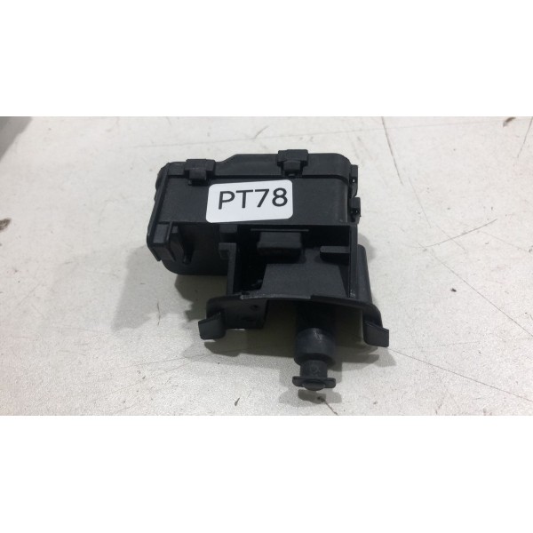 Motor Trava Portinhola Tanque Amarok 2.0 2h0810773f