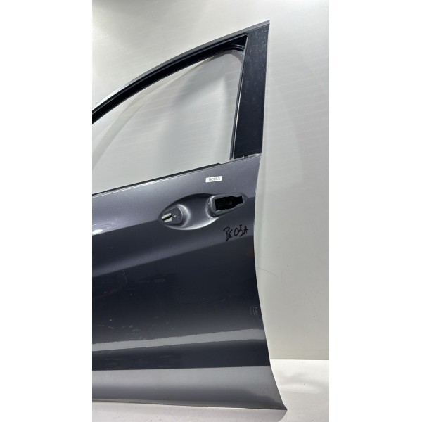 Porta Dianteira Esquerda Hrv 2016 2017 2018 2019 Detalhe Dianteira Esquerda Cinza