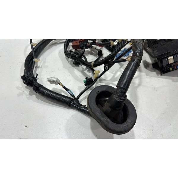 Chicote Frontal Caixa Fusivel Honda Hrv 2018 2019 32120t7s