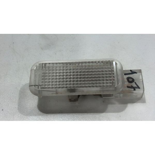 Lanterna Luz Interna Porta Malas Audi A4 1995/1999 4b0947415