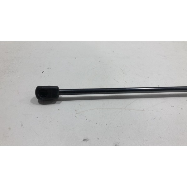 Amortecedor Direito Tampa Traseira Vw Taos Tsi 1.4 2022 23