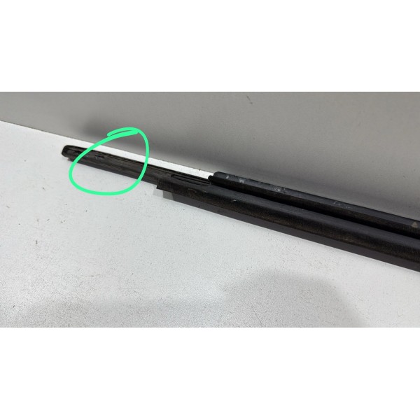 Pestana Externa Traseira Esquerdo Outlander 2014/2019 Preto