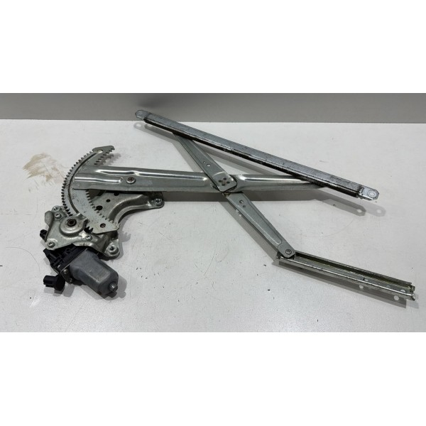 Máquina Vidro Dianteira Direita Outlander 2016 2017 2018