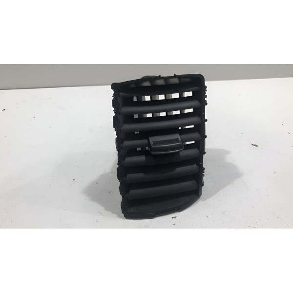 Difusor Ar Canto Esquerdo Mitsubishi Outlander 2.0 2015 A 18