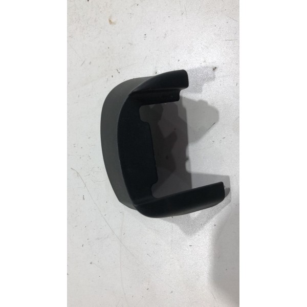 Tampa Parafuso Banco Tras Direita Outlander 16/19 7656a180zz Preto