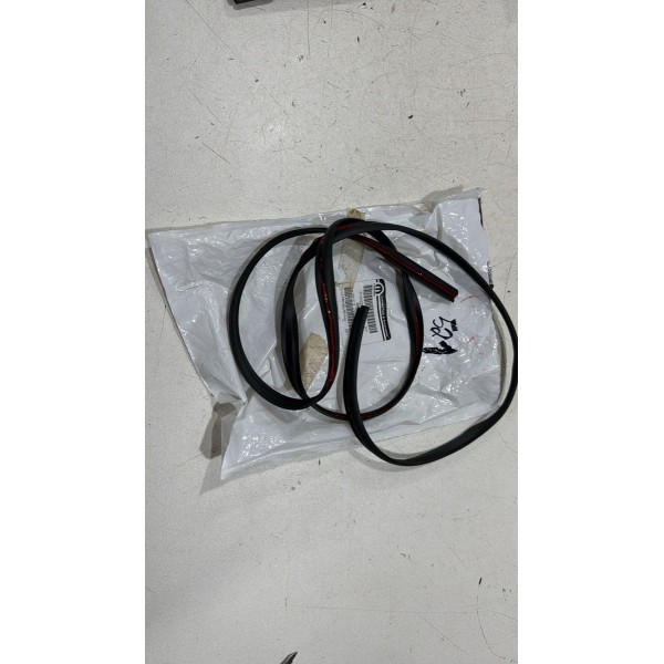 Guarnição Moldura Do Paralama Fiat Strada 2018 (0100220747)