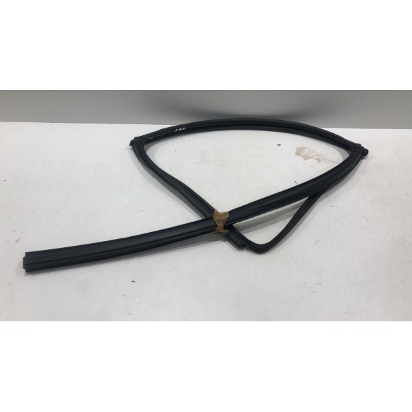 Borracha Canaleta Porta Traseira Esquerda Outlander 2016/19