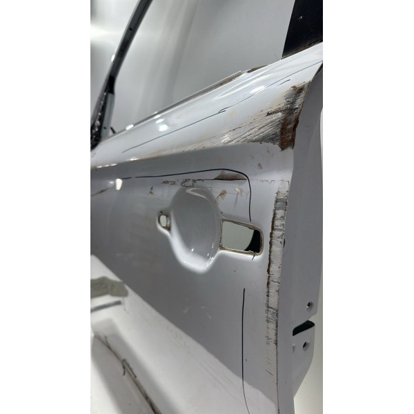 Porta Dianteir Esquerd Mitsubishi Outlander 2016/2020 Detalh Dianteira Esquerda Branca