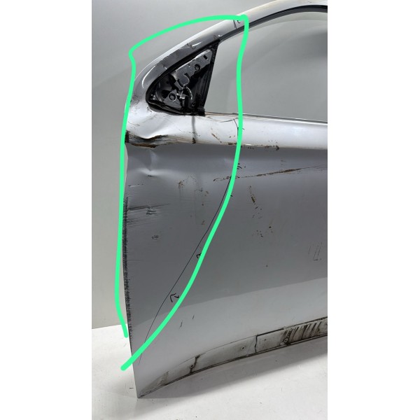 Porta Dianteir Esquerd Mitsubishi Outlander 2016/2020 Detalh Dianteira Esquerda Branca