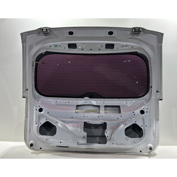 Tampa Traseira Mitsubishi Outlander 2016 A 2020 Com Vidro Branco