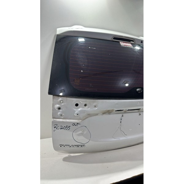Tampa Traseira Mitsubishi Outlander 2016 A 2020 Com Vidro Branco