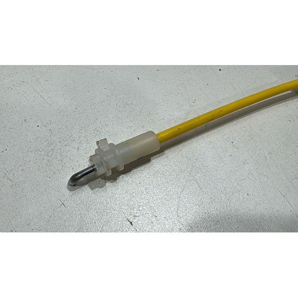 Cabo Fechadura Porta Traseira Esquerdo Fiat Mobi 2017 A 2022 Amarelo