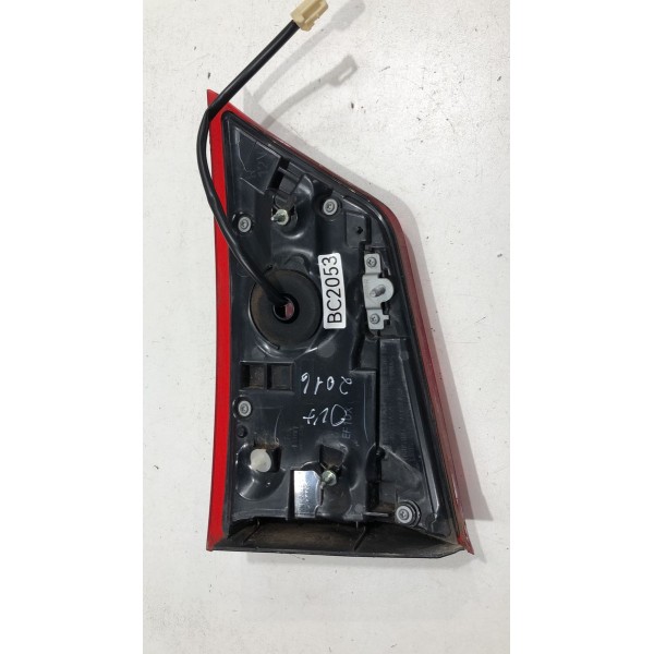 Lanterna Canto Direita Mitsubishi Outlander 2016 2019 Direito/passageiro Vermelho