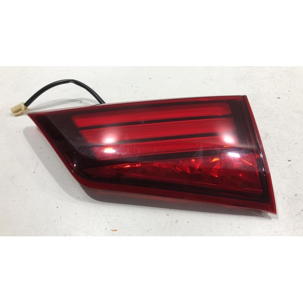 Lanterna Canto Direita Mitsubishi Outlander 2016 2019 Direito/passageiro Vermelho